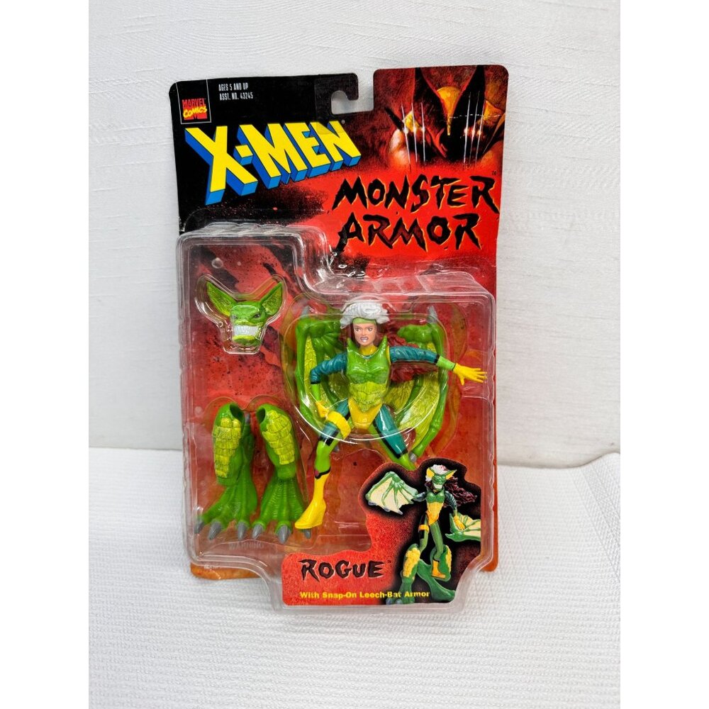 1997 Toy Biz X-Men Monster Armor Rogue -Snap On Leach Bat Armor-n New